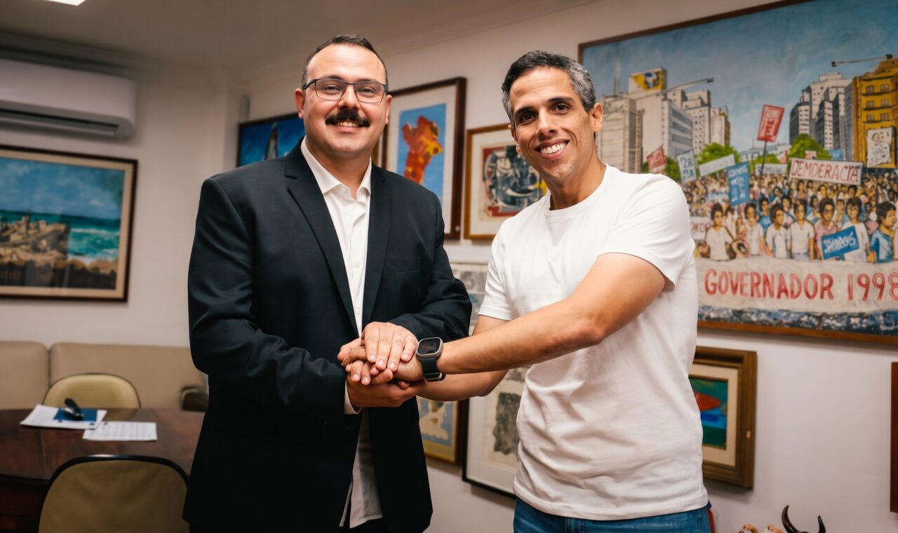 Prefeito de Paranatama rompe com Cayo Albino e declara apoio a Jarbas Filho