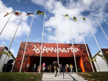 Fenearte abre 26ª edição em Olinda com investimento de R$ 16 milhões e homenagem ao couro pernambucano