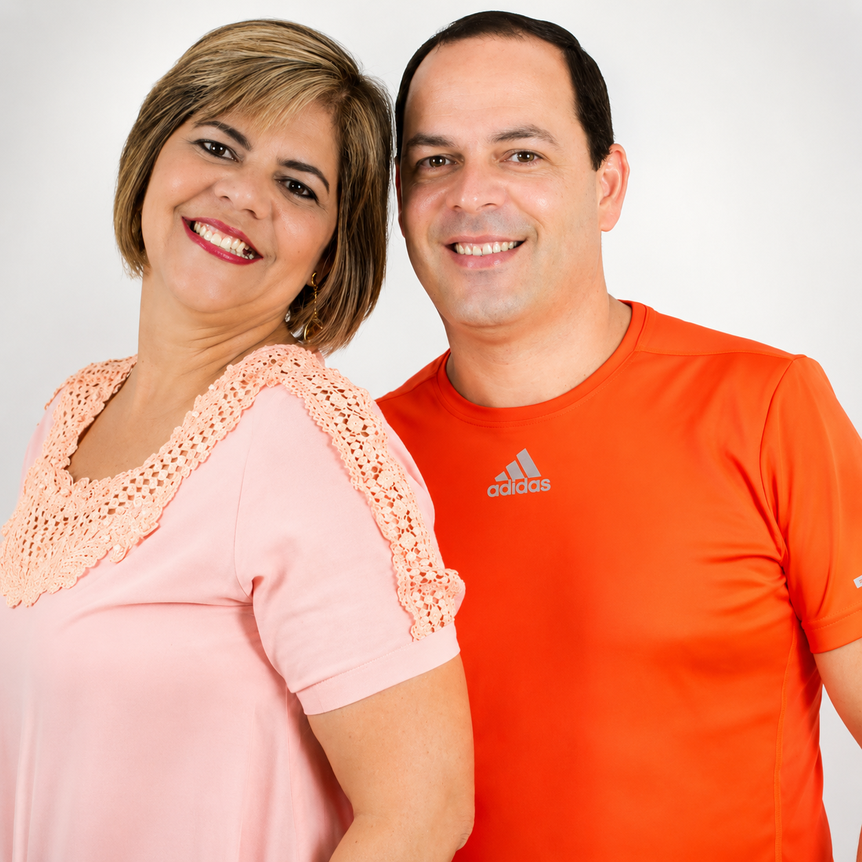 A secret&aacute;ria Sandra Albino e o prefeito Sivaldo Albino