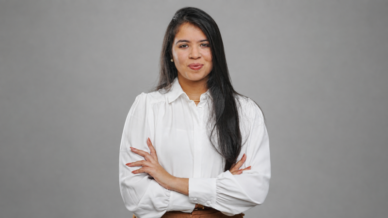 Bárbara Barbosa leva das redes à urna uma bandeira que já defendia nos tribunais